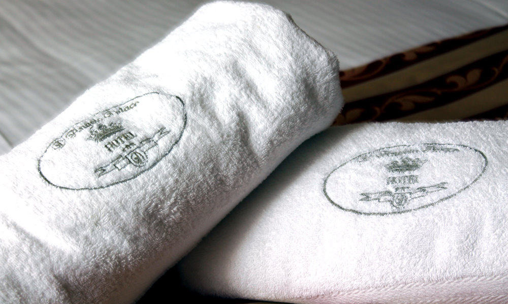 Camera Matrimoniale Superior, dettaglio asciugamani D'Angelo Palace Hotel