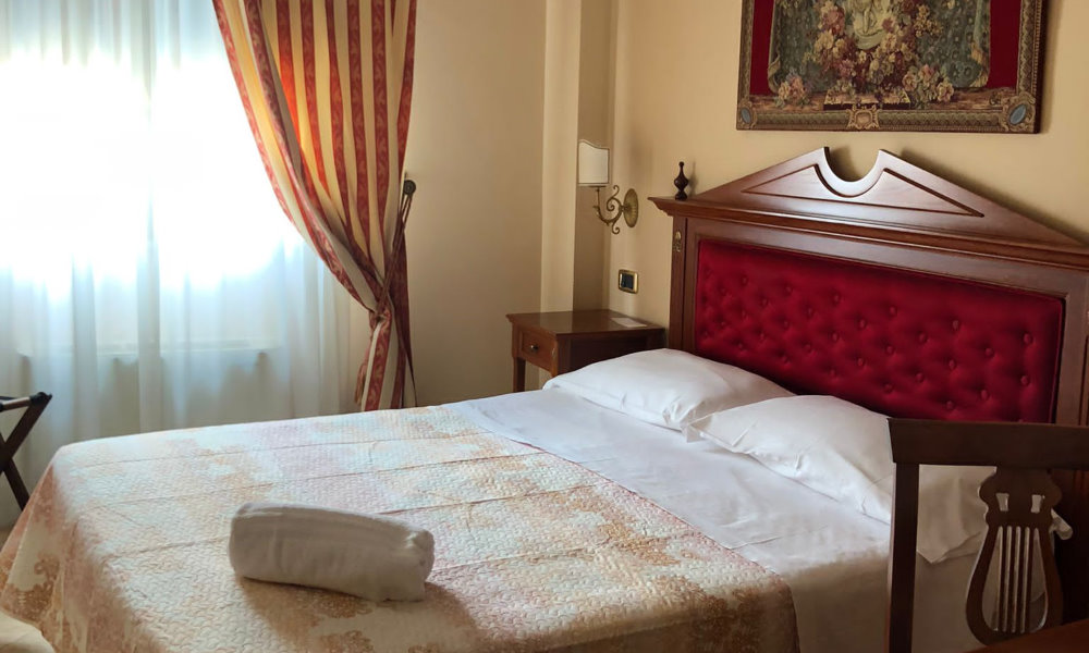 La Camera Camera Matrimoniale Francese del D'Angelo Palace Hotel